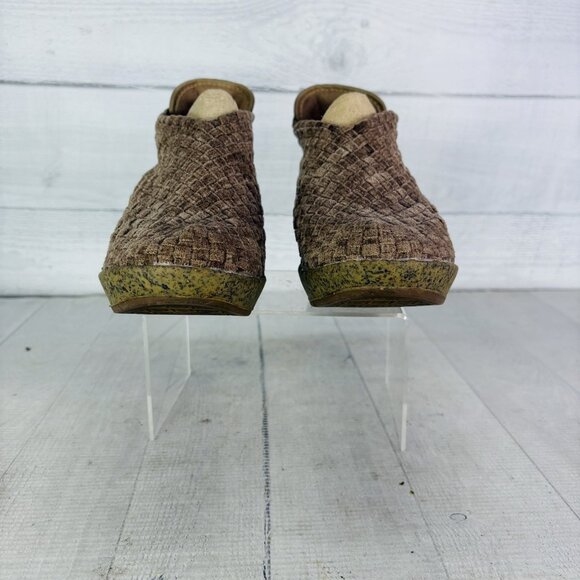 Bernie Mev Camel Basketweave Woven Stretch Slip On Wedge Heel Shoes Size 38 US 7 - Picture 3 of 16
